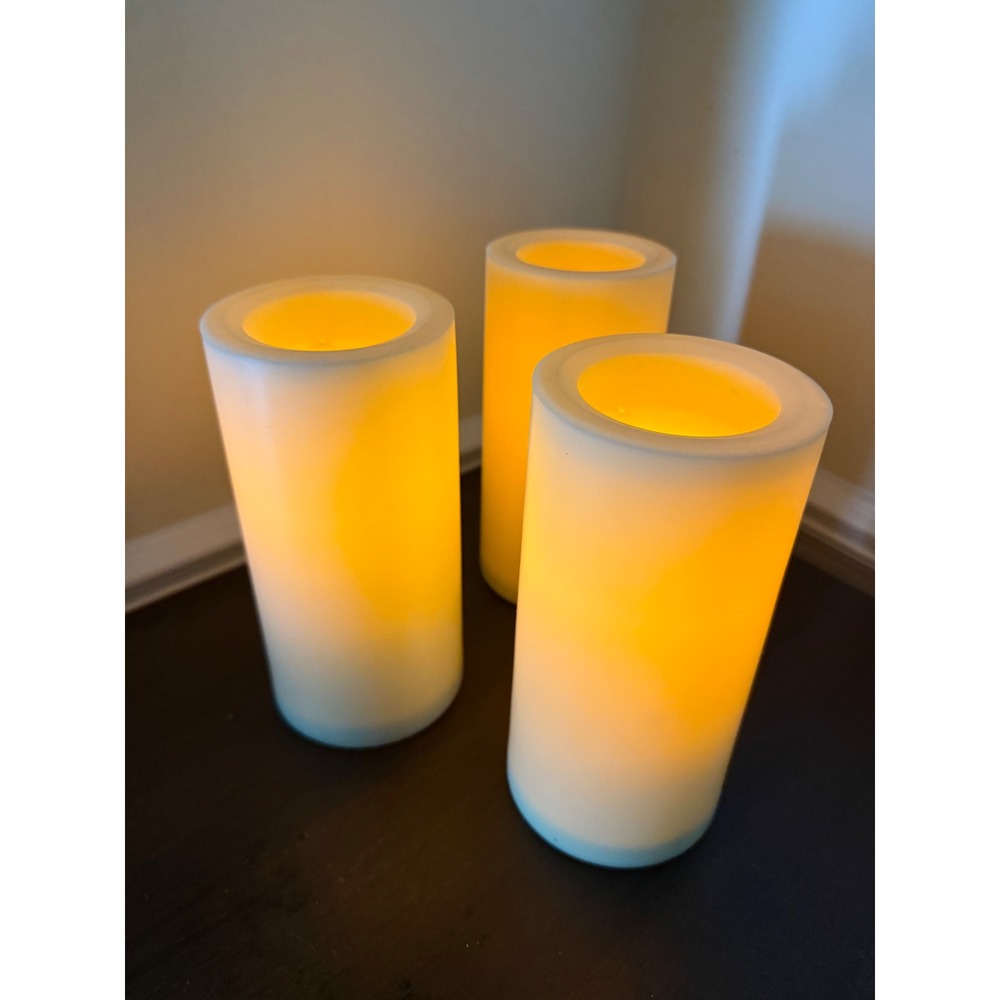 Pottery Barn Set of 3 Flameless Outdoor Pillar Candles Ivory 4x8 Flickering Glow